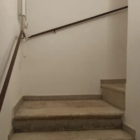 Porta Merlonia House Minimono Daire